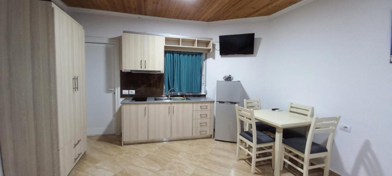 Dian'S Apartments Ksamil Bagian luar foto