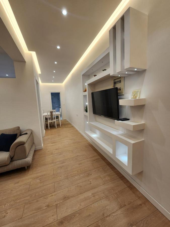 Dian'S Apartments Ksamil Bagian luar foto